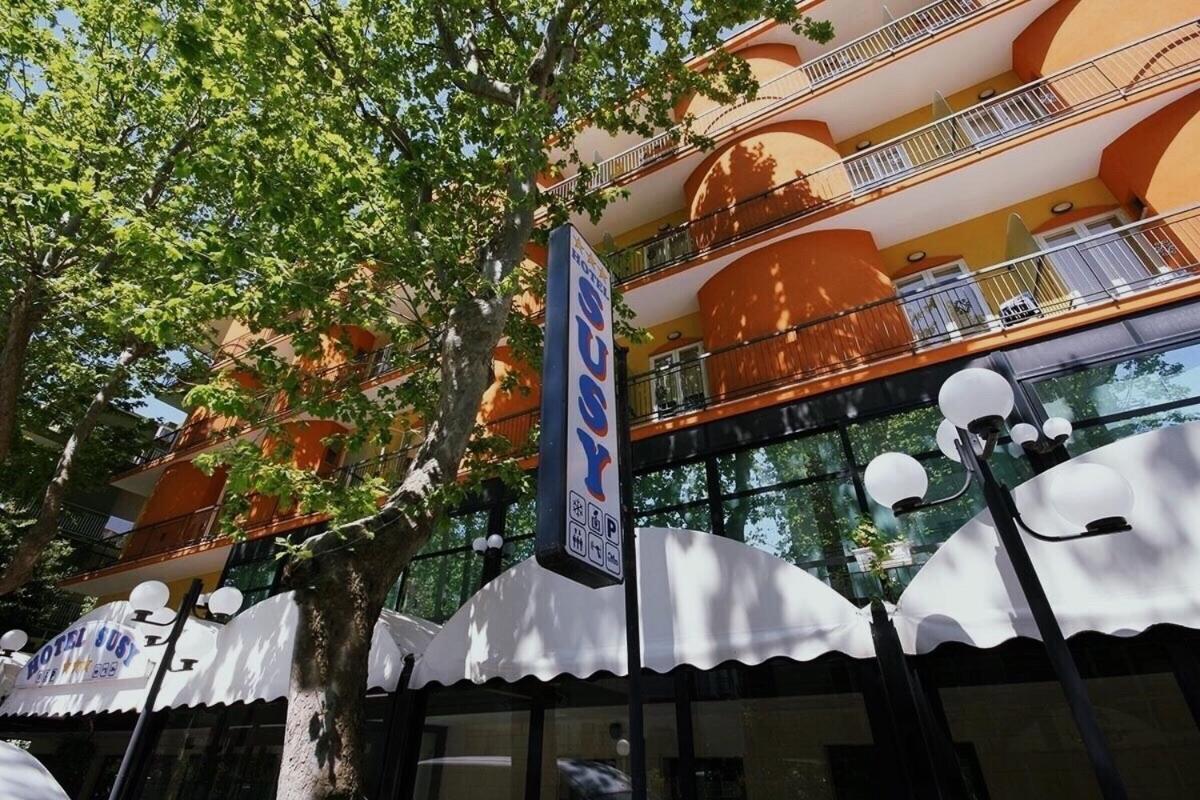 Hotel Susy Rivazzurra Di Rimini Екстер'єр фото