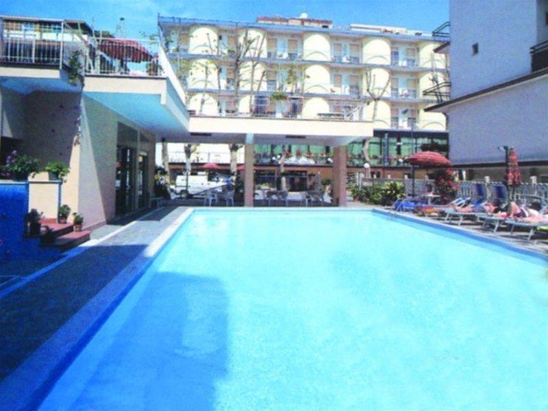 Hotel Susy Rivazzurra Di Rimini Екстер'єр фото